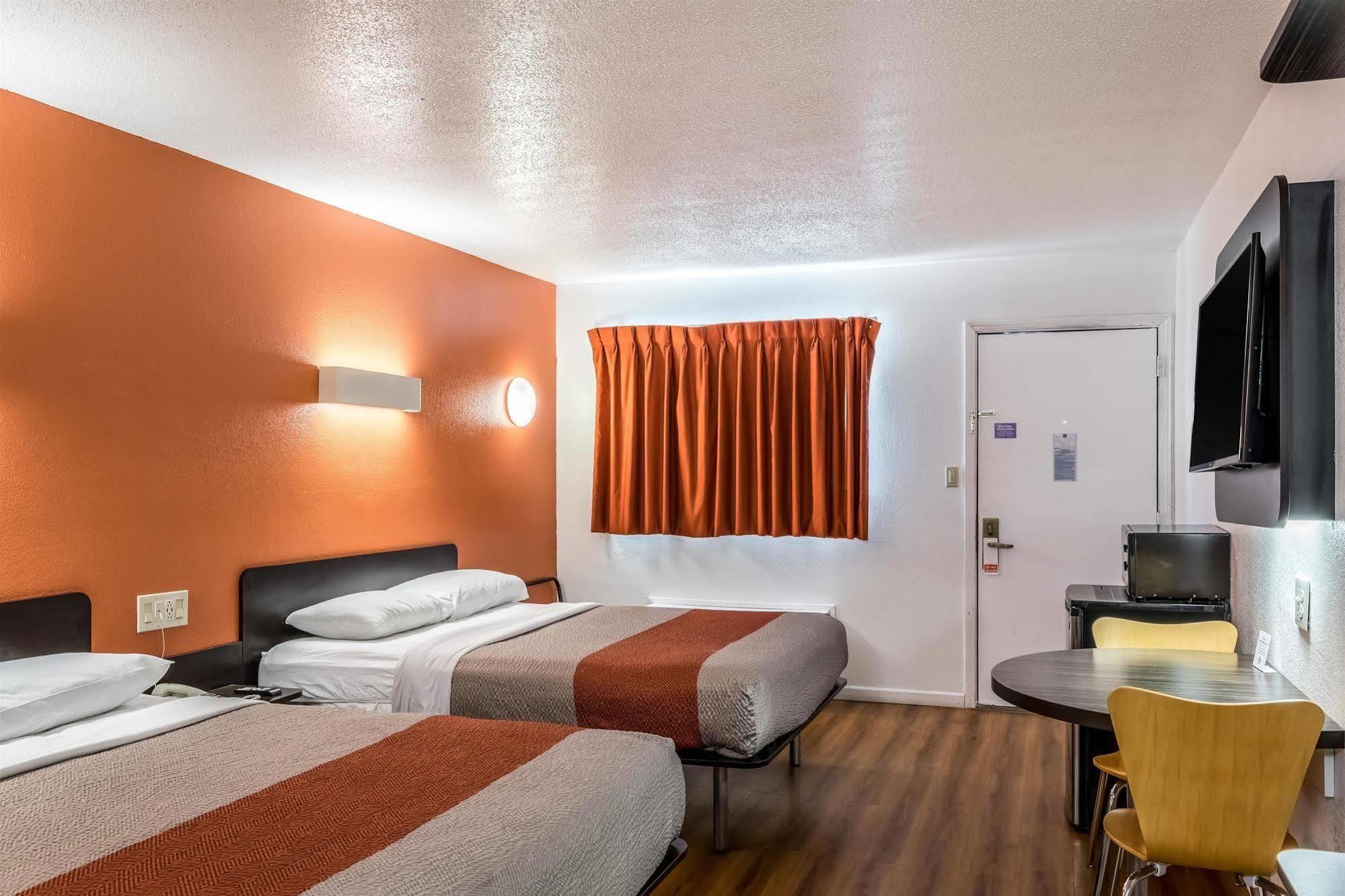 Motel 6 Florence, Ky - Cincinnati Airport Εξωτερικό φωτογραφία