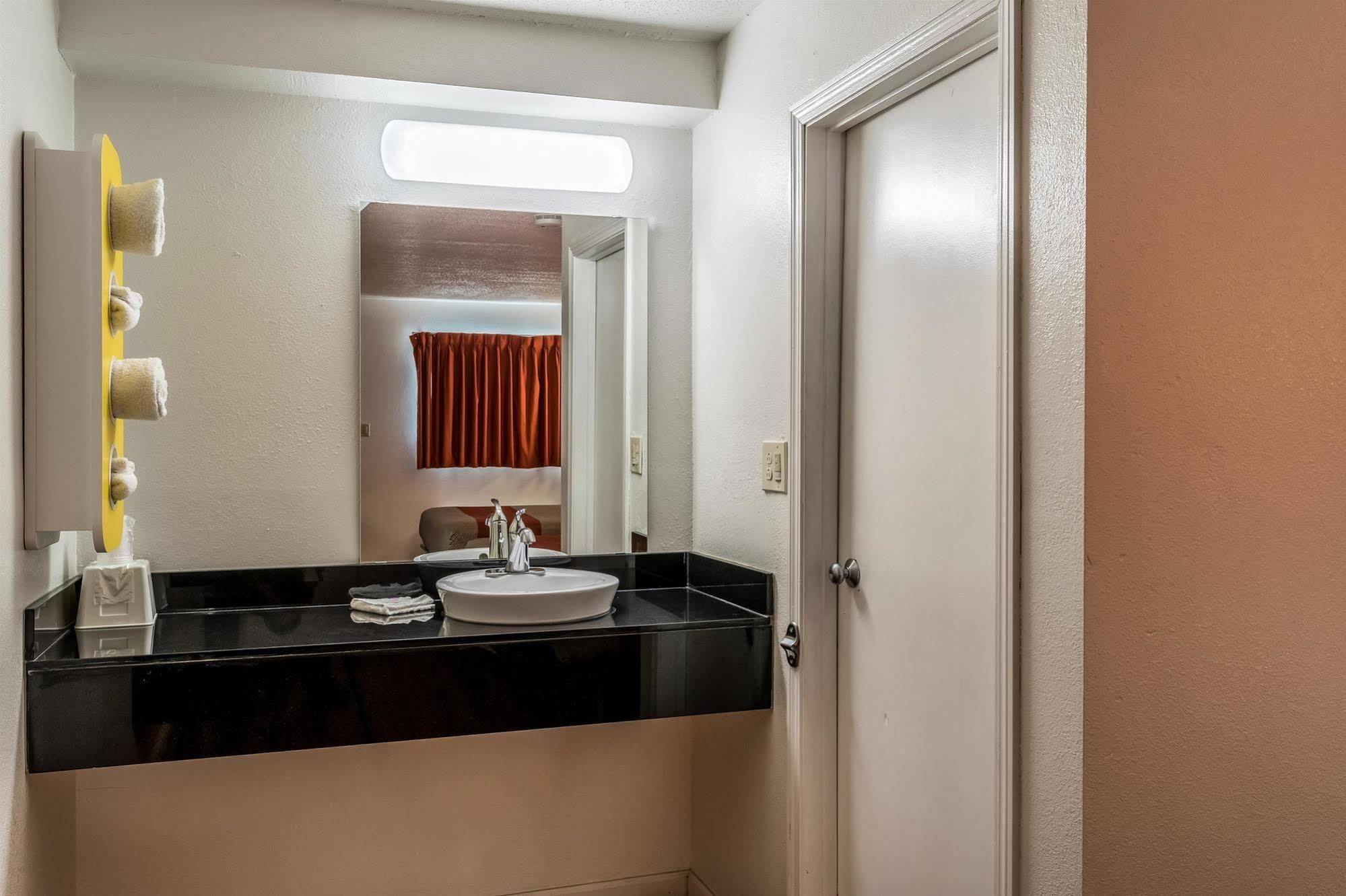 Motel 6 Florence, Ky - Cincinnati Airport Εξωτερικό φωτογραφία